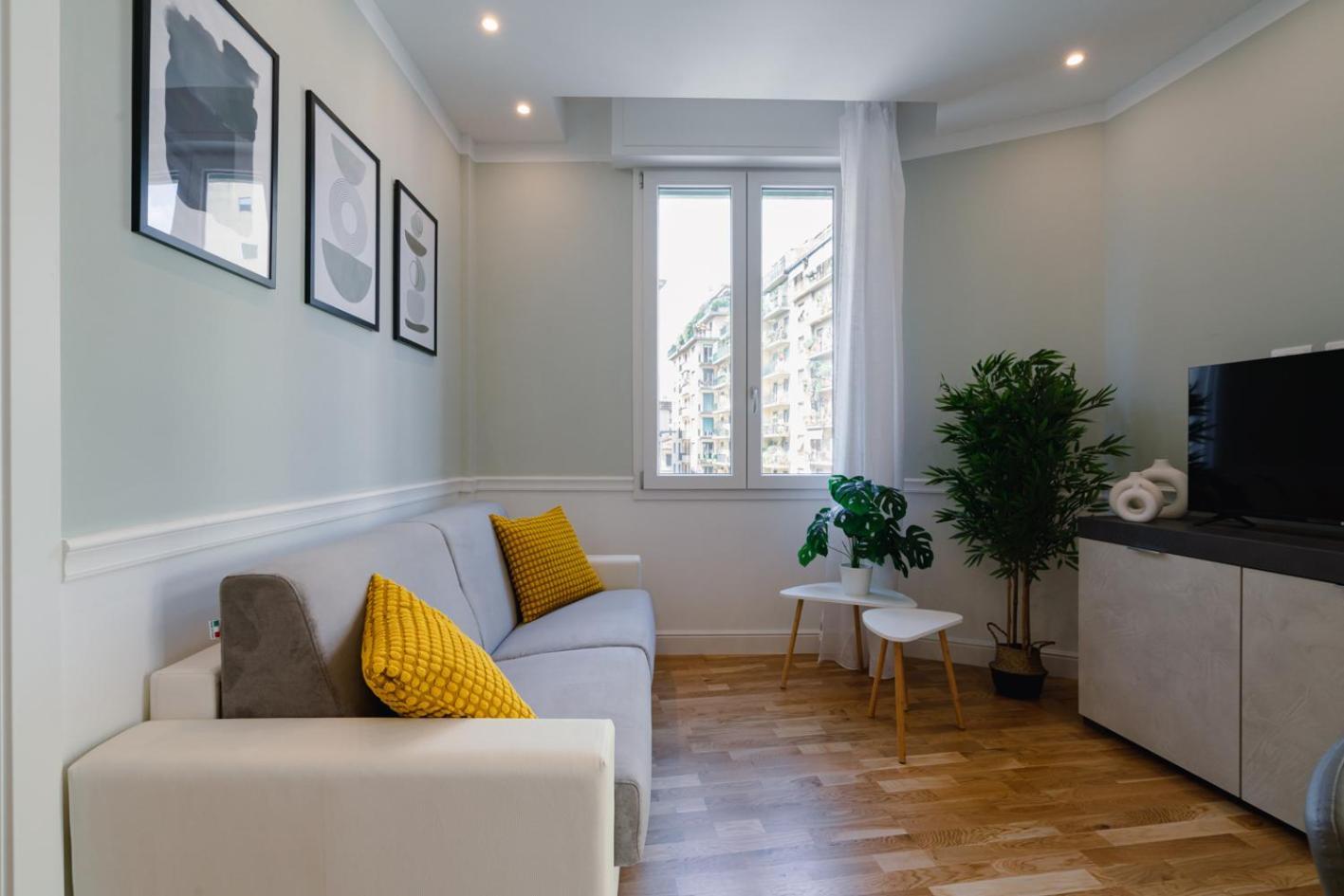- Cozy House Florence
