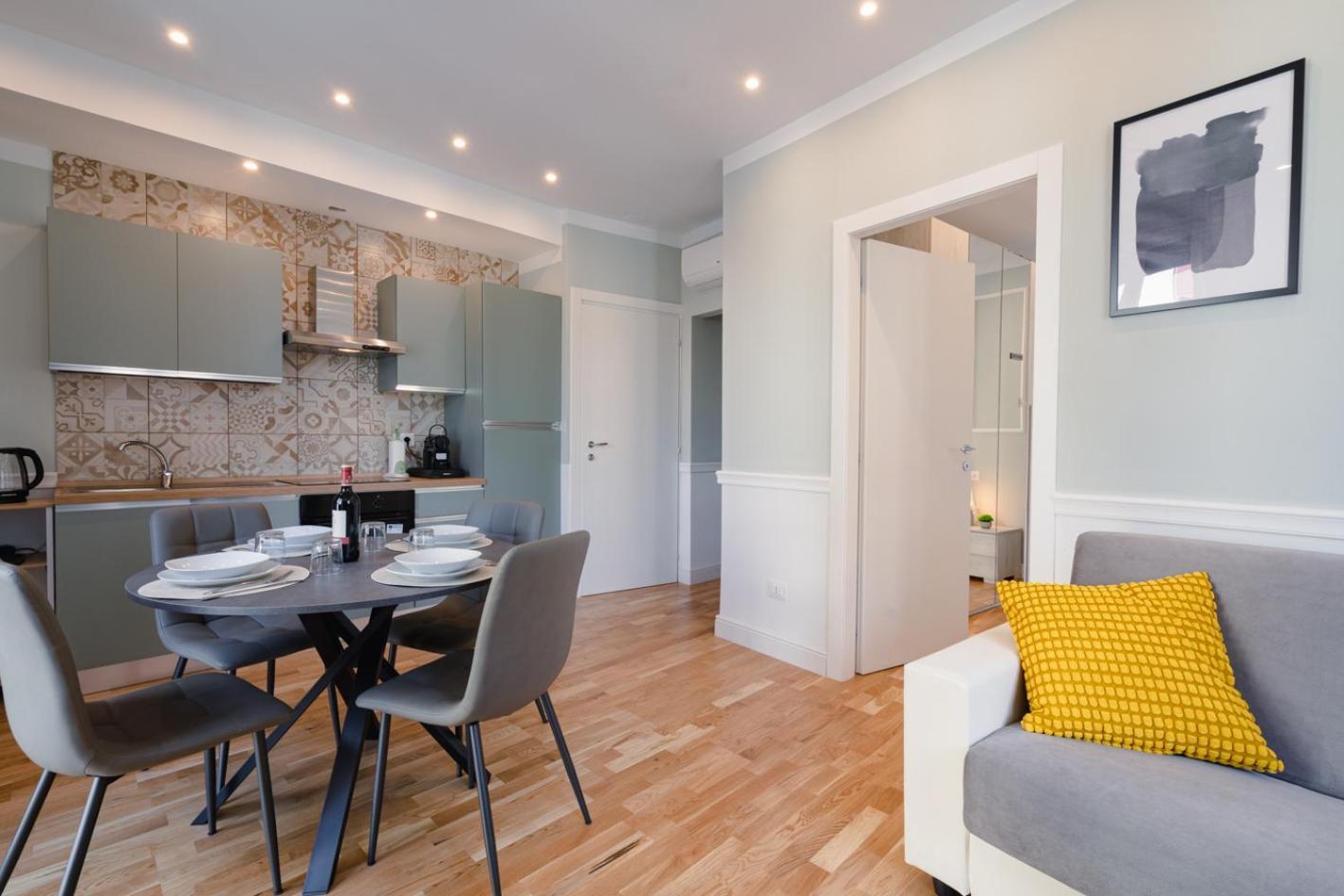 - Cozy House Apartment *
